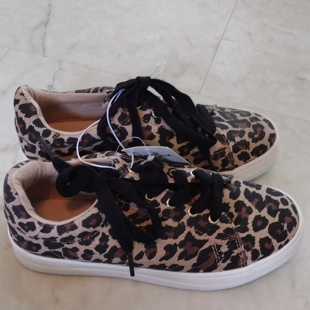 Cat & Jack animal print sneakers. - Picture 2 of 5